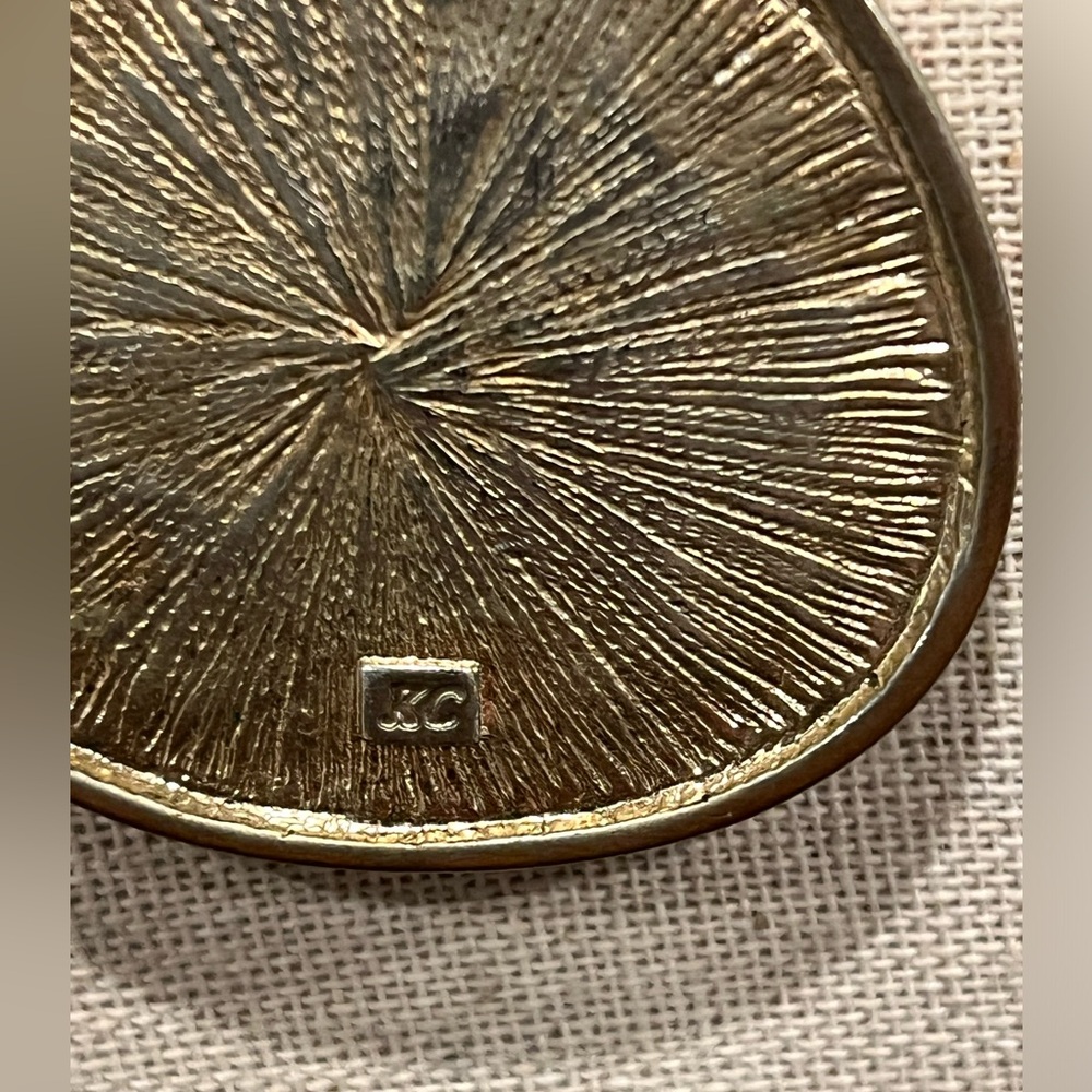 Kenneth Cole abstract art resin green & yellow goldtone 2 strand necklace. - Picture 5 of 5